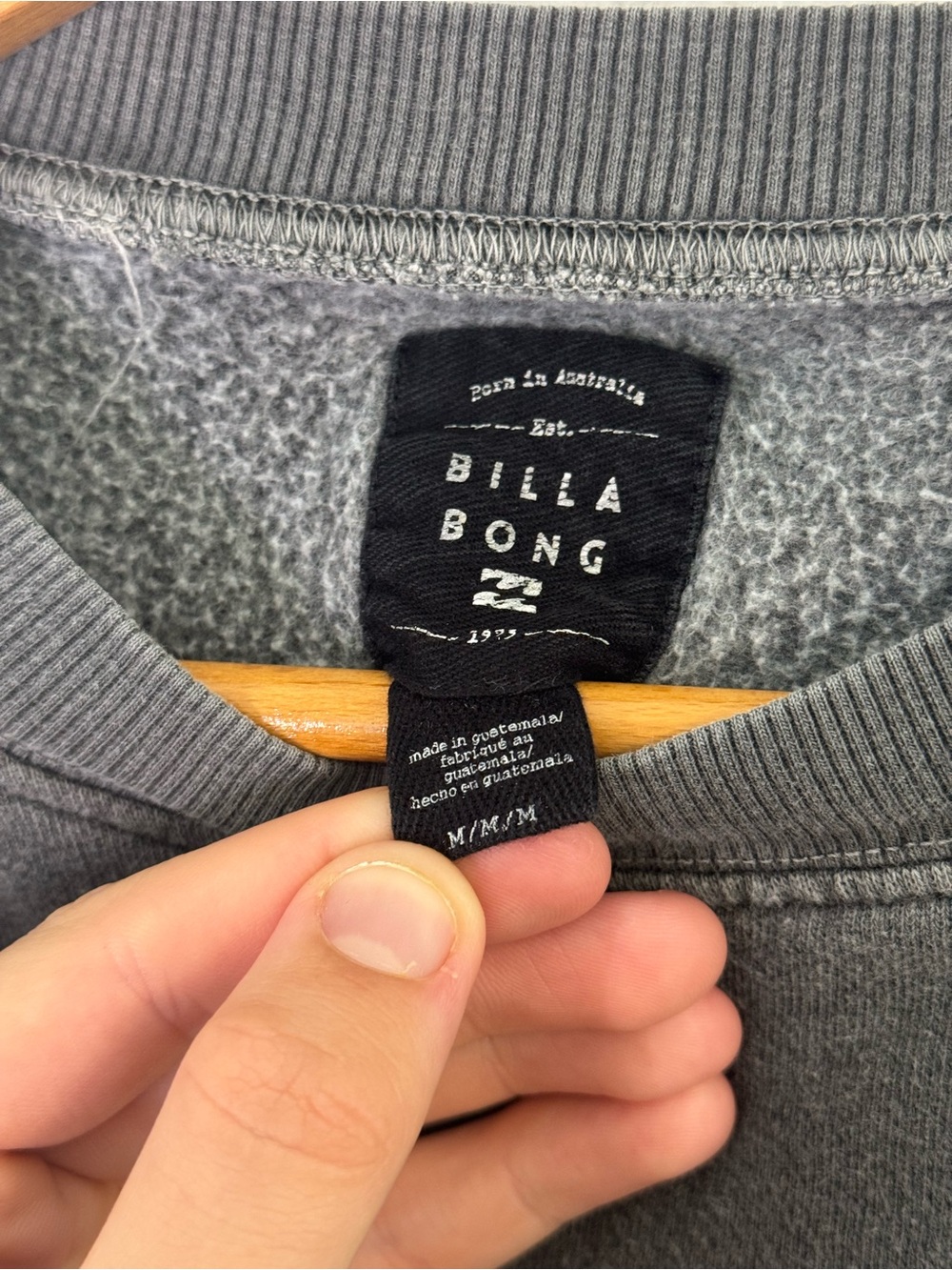 Y2K Billabong Men's Washed Black Graphic Crewneck Sweatshirt - Picture 3 of 4